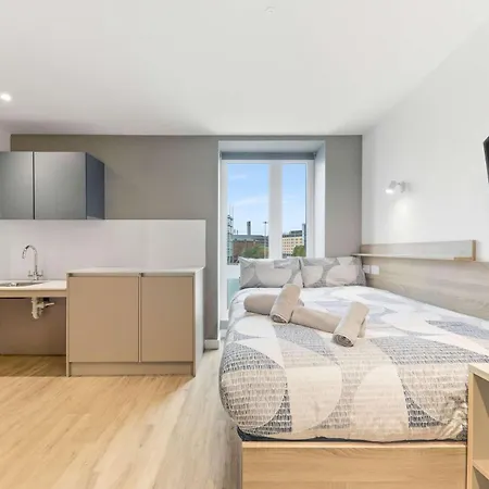 Accessible Student Only In Leeds *